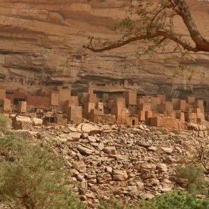 Bandiagara_escarpment_2